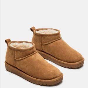 CABIN TAN SUEDE FAUX FUR ANKLE 
BOOTIES WOMEN DESIGNER